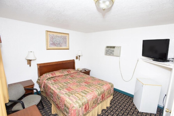 Best Budget Inn Anaheim image 11