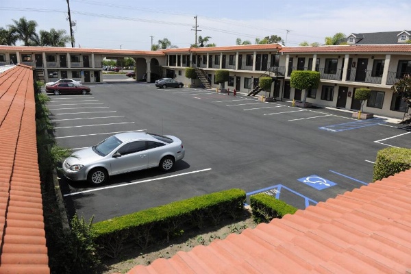 Best Budget Inn Anaheim image 15