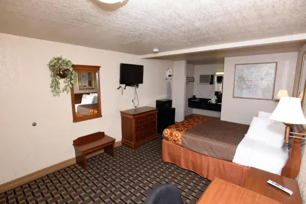Best Budget Inn Anaheim 10