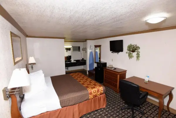 Best Budget Inn Anaheim 4