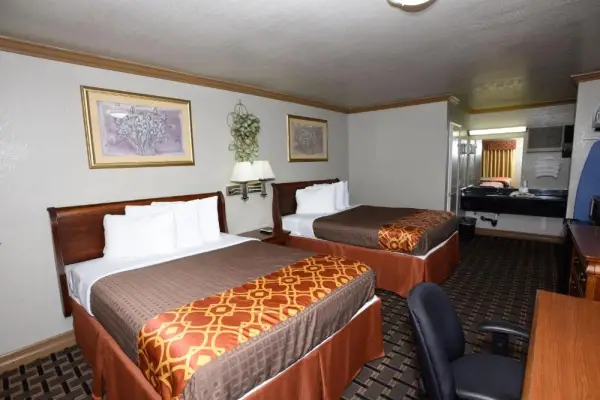 Best Budget Inn Anaheim 9